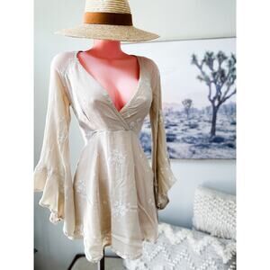 Free People Dancing in the Sand embroidered bell slv mini dress XS/S